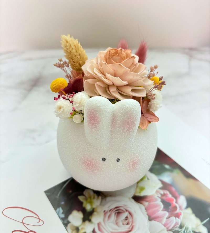 愈心花艺| 秋日萌萌兔扩香小桌花 生日礼物/干燥盆花/中秋限定 - 干燥花/捧花 - 植物．花 