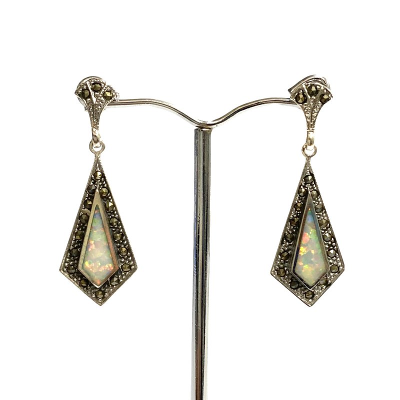Victorian Style Fire Gilson Opal Marcasite Triangle Earrings 925 Sterling Silver - 耳环/耳夹 - 纯银 银色
