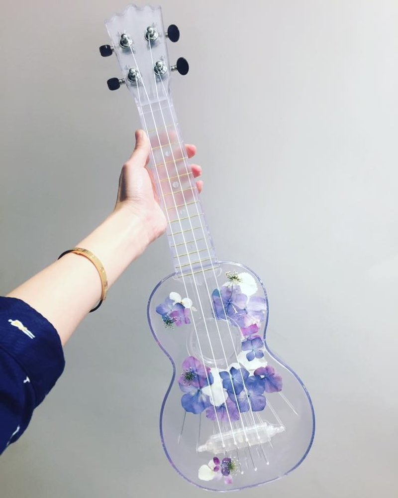 Oone_n_Only Handmade  押花UKULELE 结他 - 其他 - 塑料 