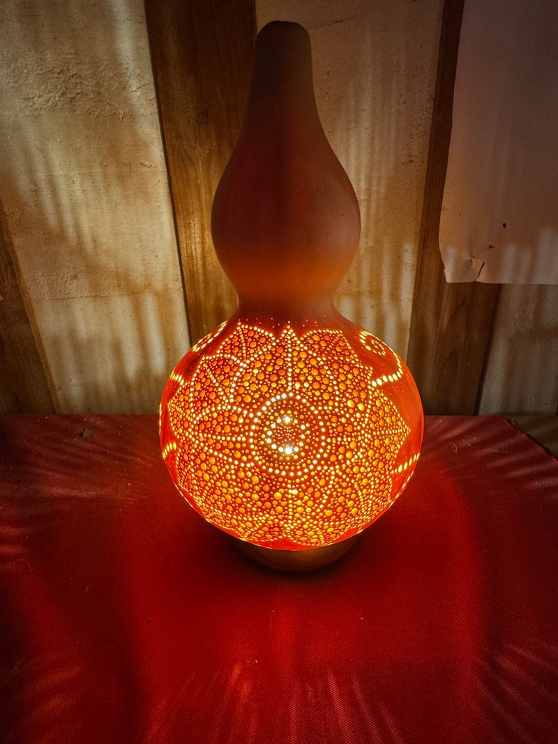 花曼荼罗三日月 日本职人手工葫芦灯 能量疗愈摆设・冥想之光 - 灯具/灯饰 - 其他材质 橘色