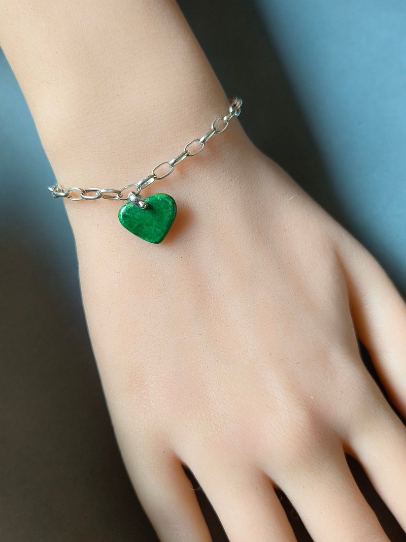 心缘守护 | 天然缅甸绿翡翠爱心手链 | 纯银设计・真心相随 - 手链/手环 - 玉石 绿色