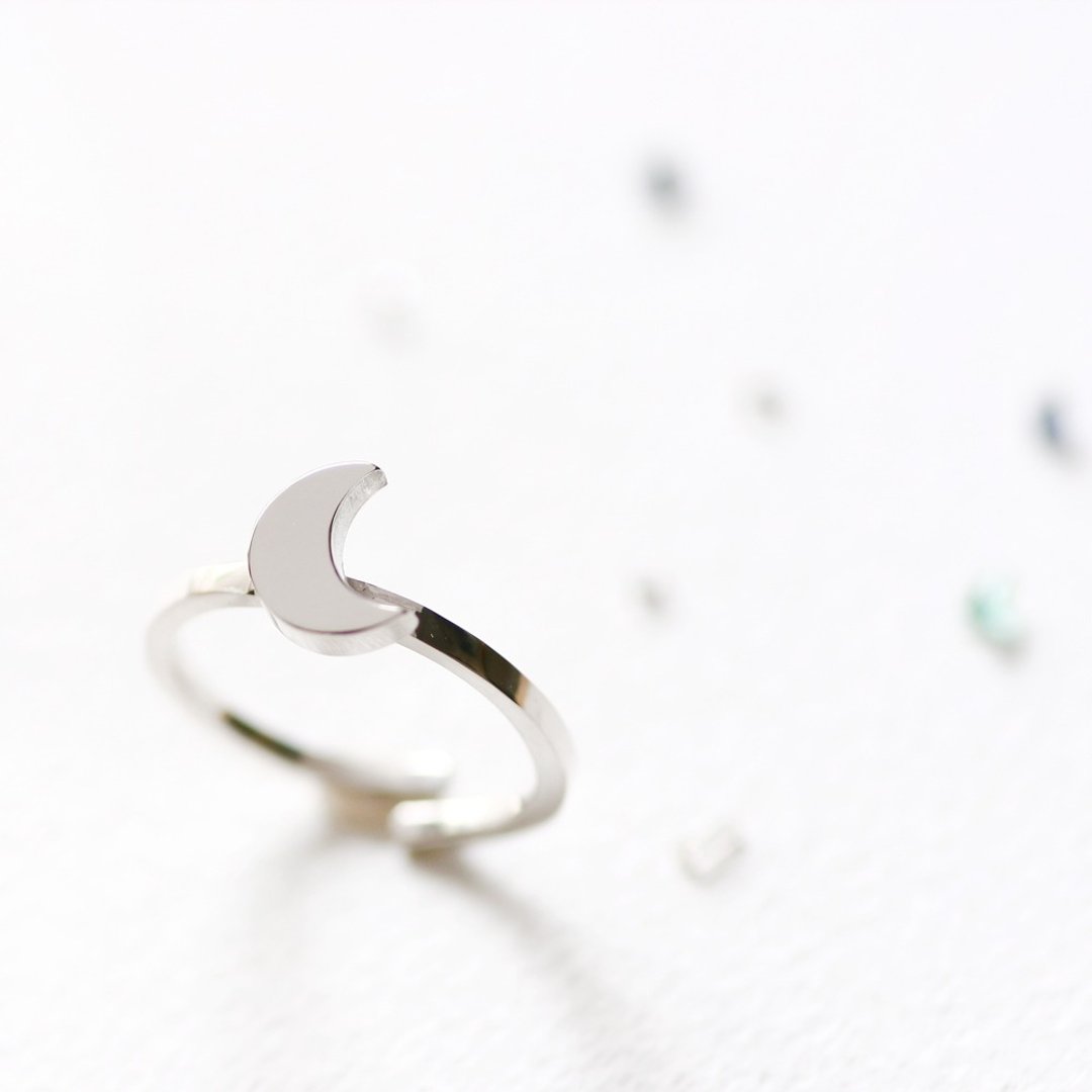 Crescent Moon Ring Silver 925 - 戒指 - 其他金属 灰色