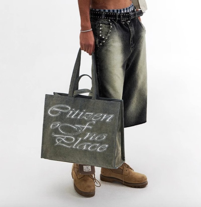 能装下酷暑夏日的水洗牛仔托特包 - 手提包/手提袋 - 其他材质 灰色