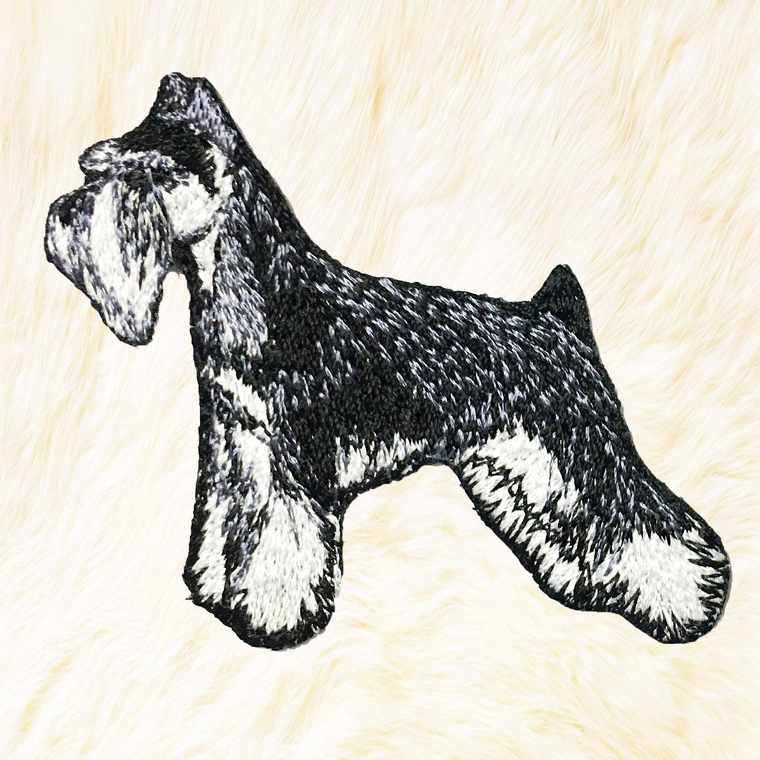 Schnauzer Dog Iron on Patch Buy 3 Get 1 Free - 编织/刺绣/羊毛毡/裁缝 - 绣线 黑色