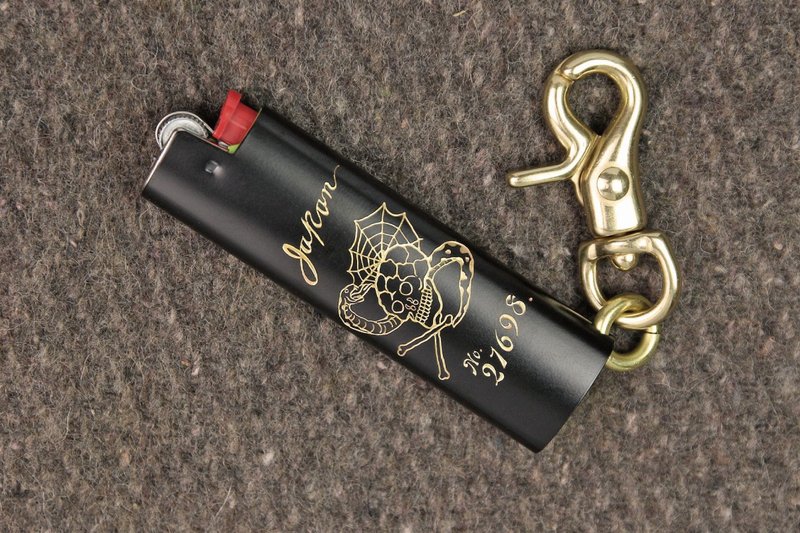 【METALIZE】Bic/黄铜打火机套-横须贺日本骷髅蛇 - 钥匙链/钥匙包 - 铜/黄铜 