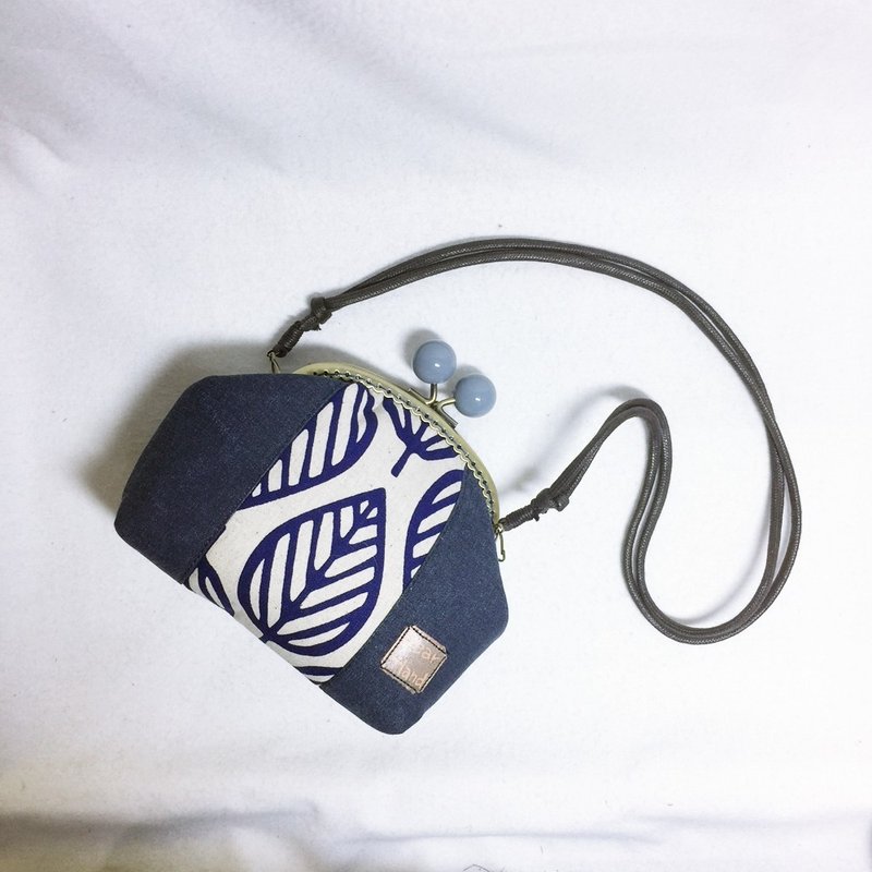 糖果口金包+叶+ - 化妆包/杂物包 - 棉．麻 蓝色