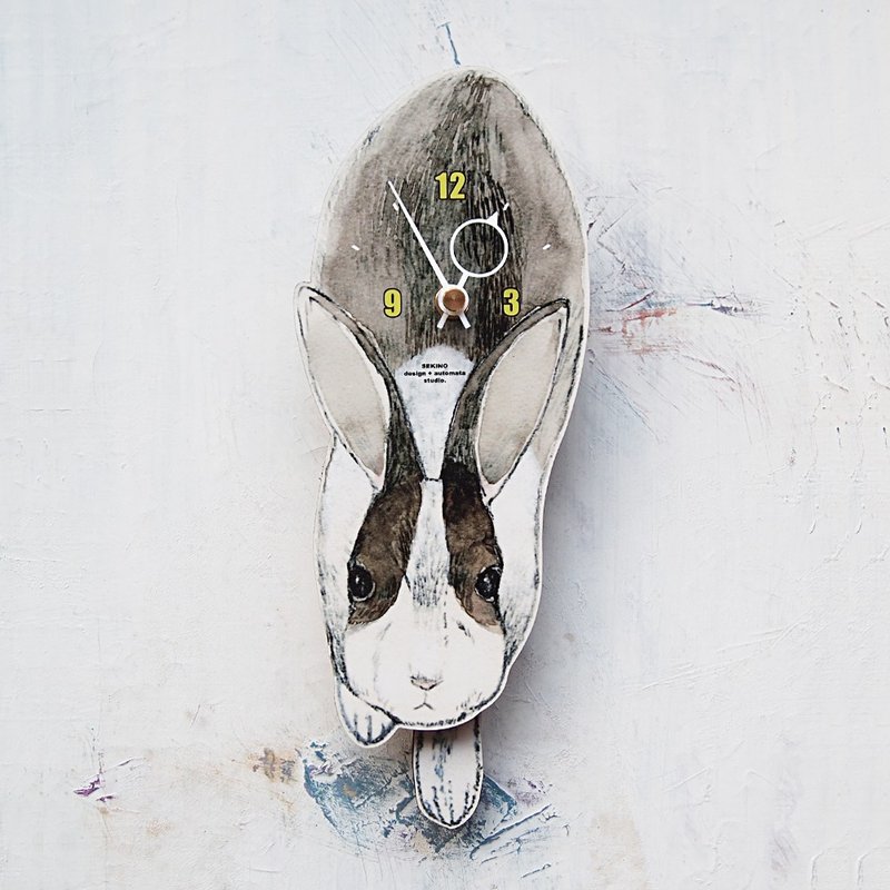 黑色和白色的兔子挂钟摆钟 - 时钟/闹钟 - 木头 