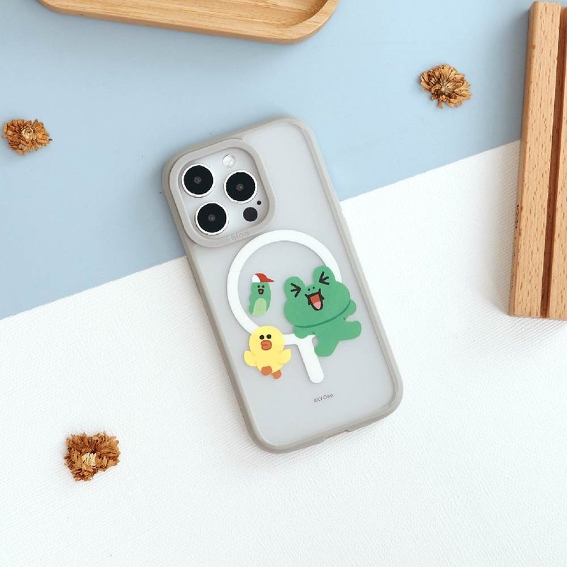 LINE FRIENDS经典-欢乐舞动极光雾透MagSafe iPhone手机壳 - 手机壳/手机套 - 塑料 多色