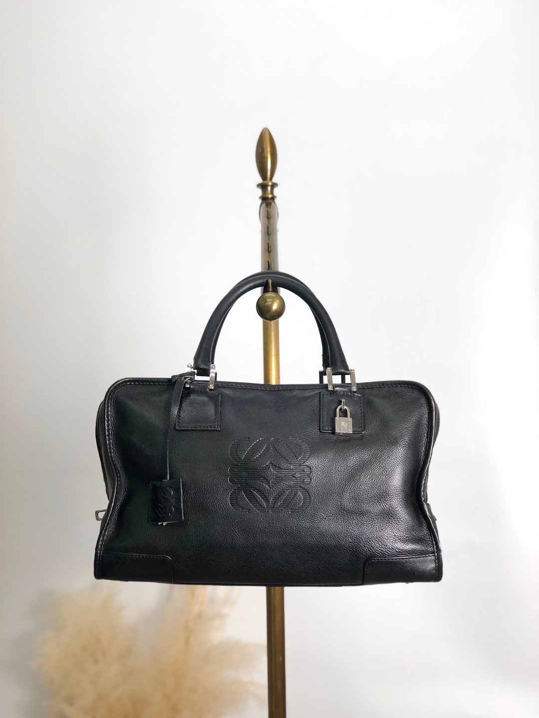 [日本直送，品牌二手包] LOEWE Amazona 28 手提包，黑字母皮革波士顿包，复古 z3tif8 - 手提包/手提袋 - 真皮 黑色