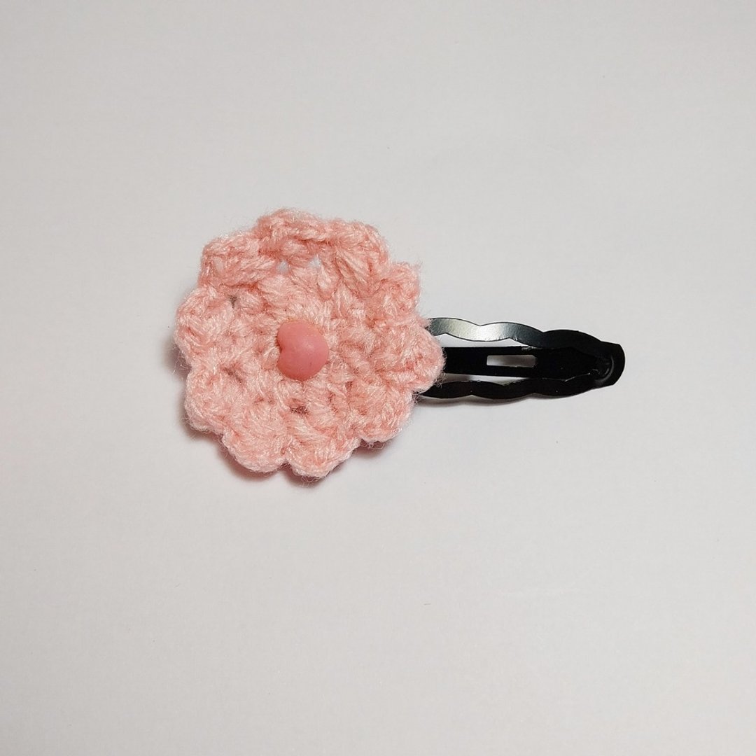 Pink Flower Head Decoration Handmade Clip - 发饰 - 其他人造纤维 粉红色