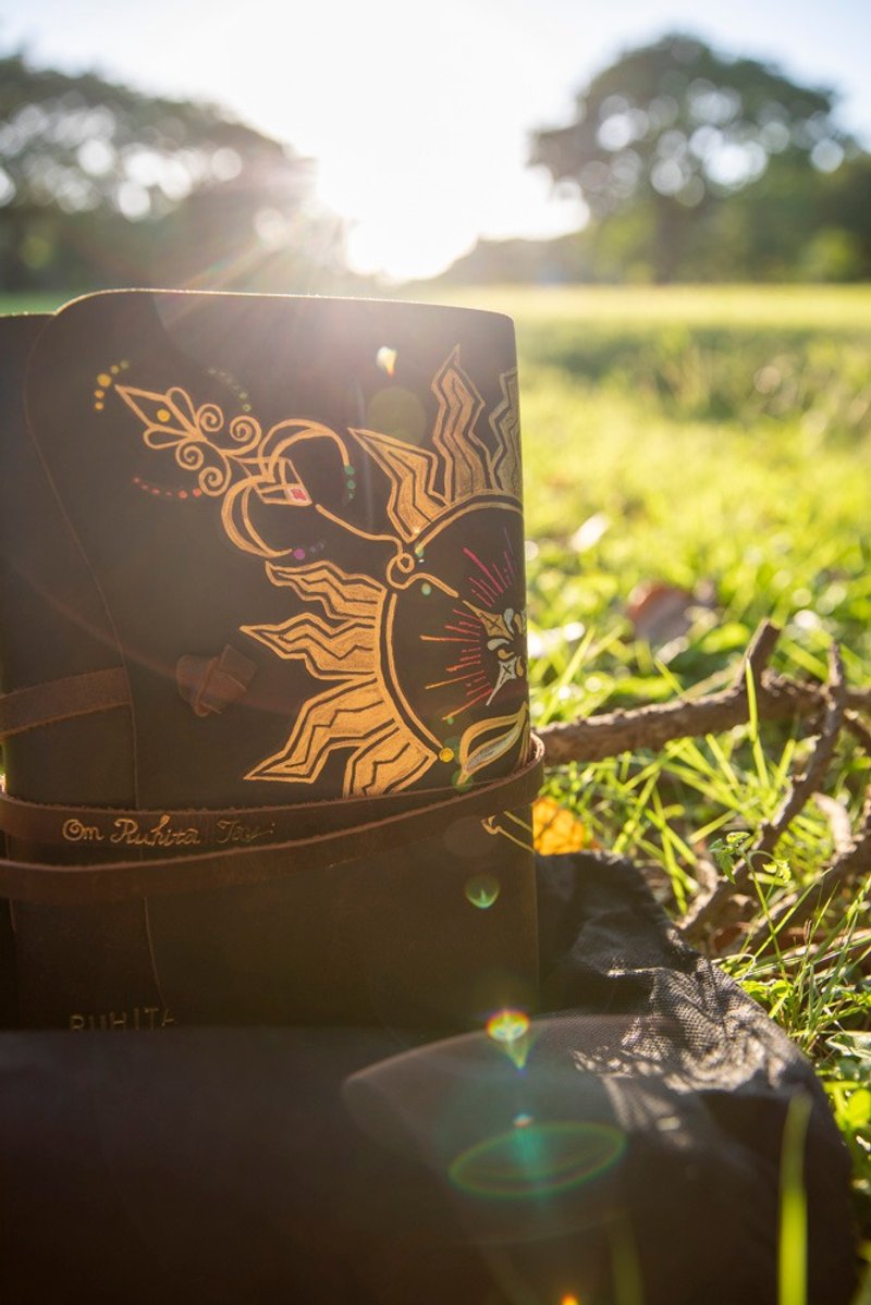 灵魂宝盒魔法本本镶金组合 (手工订制/牛皮/A5/笔记本/日记/手帐) - 笔记本/手帐 - 真皮 