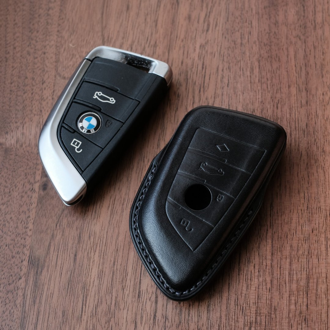 现货区-手工塑型汽车钥匙皮套  BMW 刀锋款 三键/四键 - 钥匙链/钥匙包 - 真皮 黑色