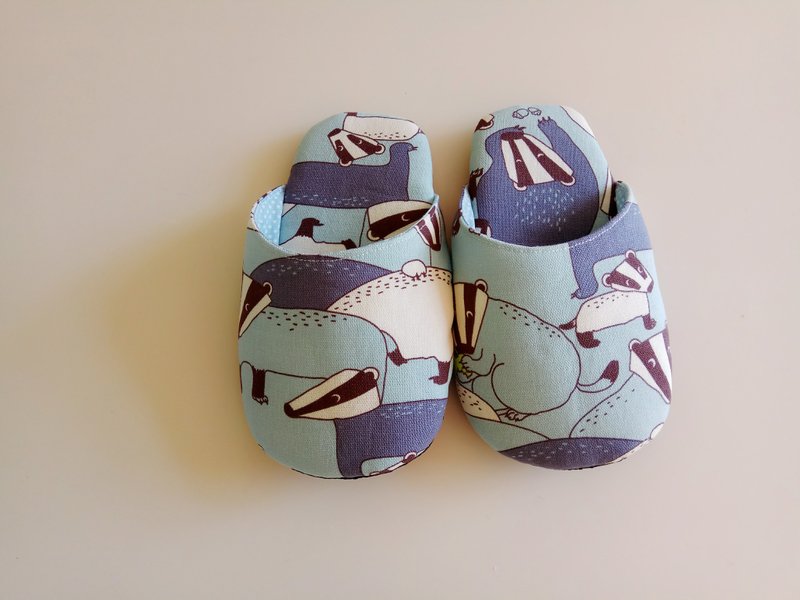 <圣诞礼物>淡蓝紫 獾   室内拖鞋  室内鞋 脚长21厘米以下 - 童装鞋 - 棉．麻 多色