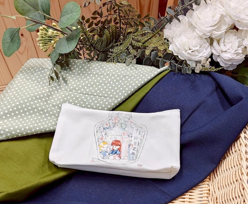 爱心公益定制品 - 双面水彩风帆布文具包 - 化妆包/杂物包 - 棉．麻 多色