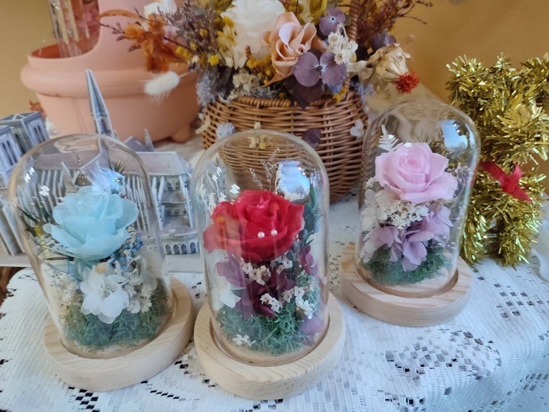 永生玫瑰玻璃花盅 平底+串灯 - 干燥花/捧花 - 植物．花 红色