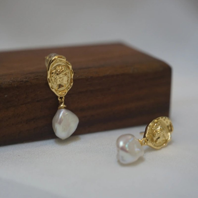 埃及少女  珍珠耳环 / 无耳洞耳夹 - 耳环/耳夹 - 珍珠 金色