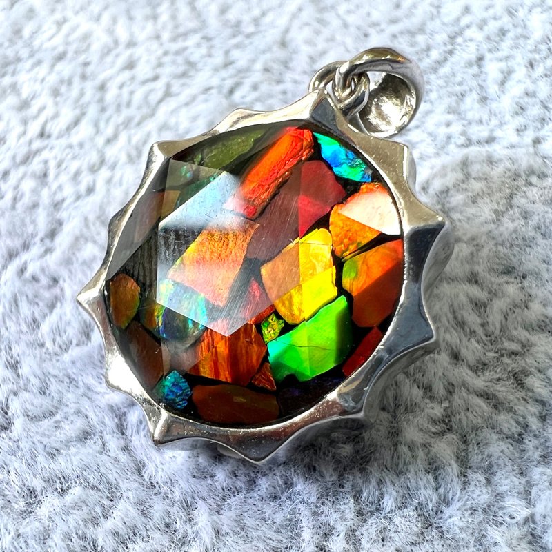 拼接斑彩石大卫星吊坠 | 水晶 | 吊坠 | 水晶吊坠 | 水晶饰物 - 项链 - 水晶 多色