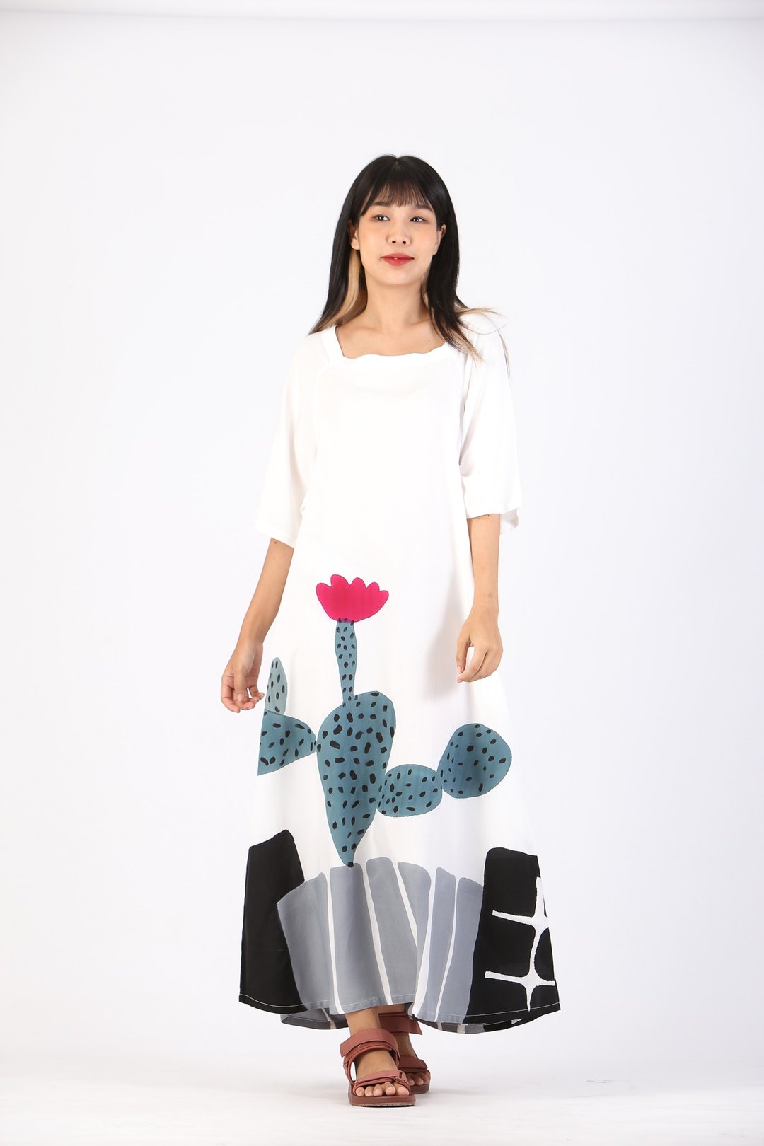 Long Dress Cotton Rayon Hand Paint Free Size - 洋装/连衣裙 - 聚酯纤维 白色