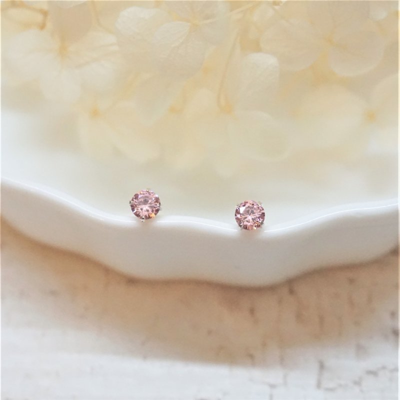 ll modo彩锆耳针 ll 4mm浅粉色925银耳针 - 一对 / 附银耳堵 - 耳环/耳夹 - 纯银 粉红色