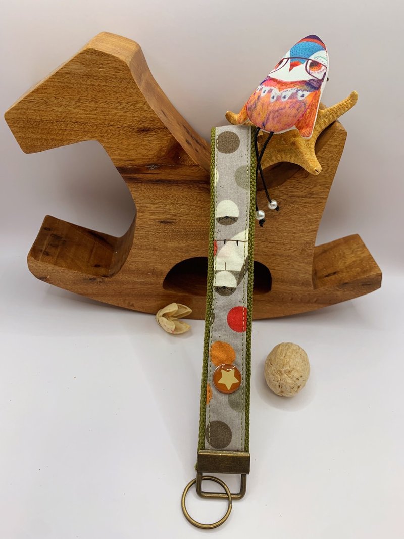 开幕赠手机挂片和万用扣圈之多功能手机挽带/钥匙圈/相机挽带 - 挂绳/吊绳 - 棉．麻 多色