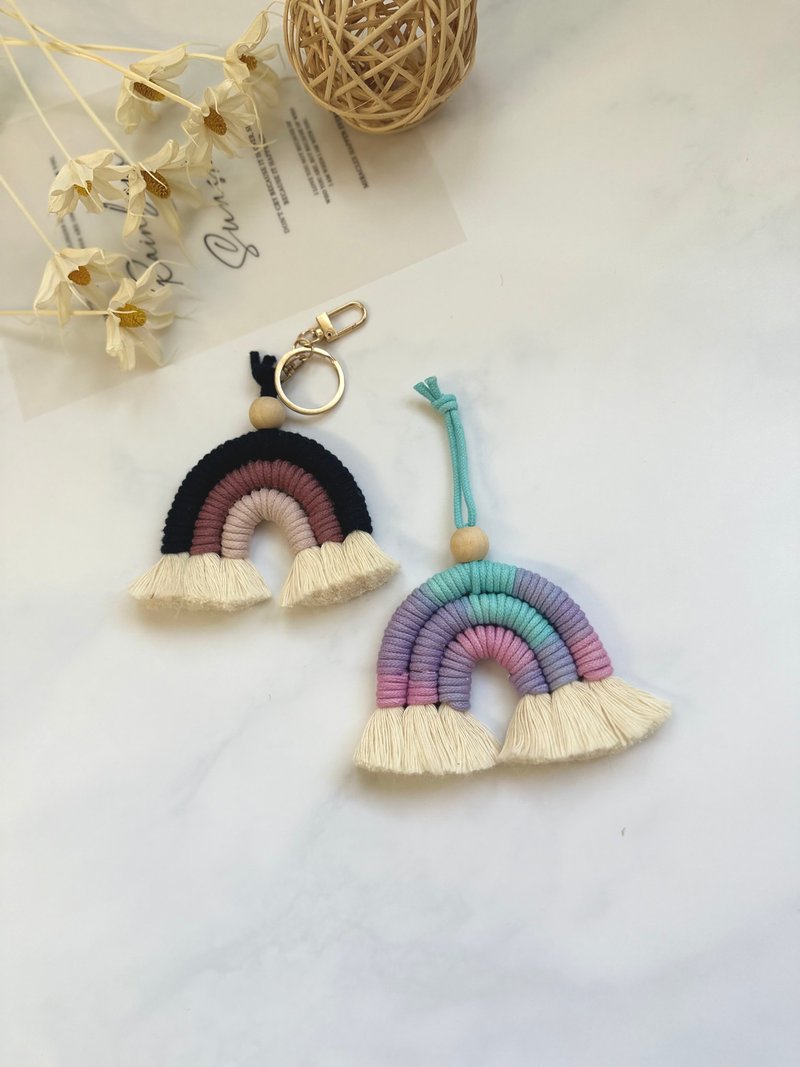 三色粗线款。彩虹吊饰/彩虹挂饰/钥匙圈/包包挂饰/婚礼小物/生日 - 吊饰 - 棉．麻 