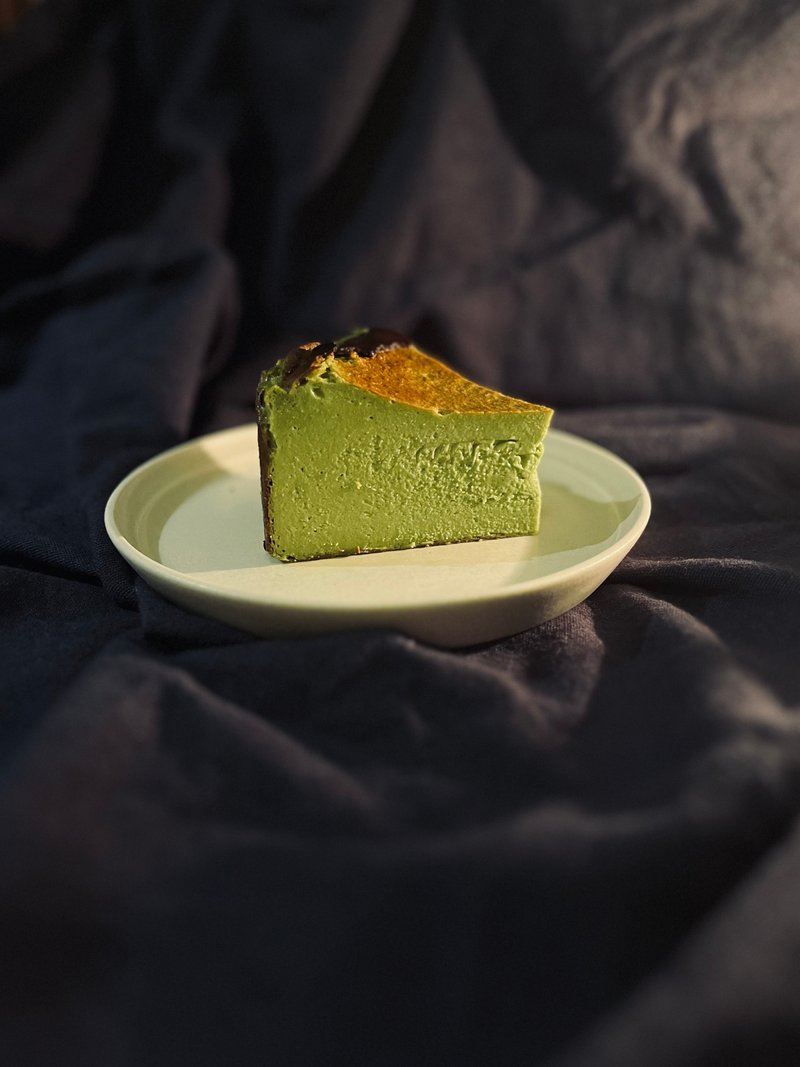 【母亲节蛋糕】究极浓厚抹茶巴斯克 6 寸 - 蛋糕/甜点 - 新鲜食材 