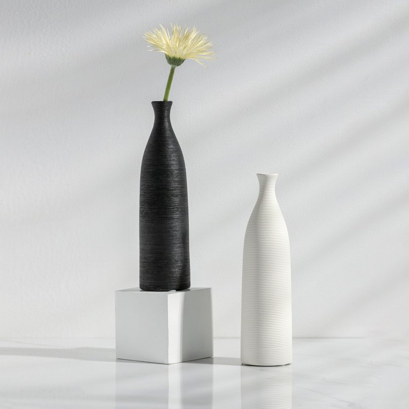 【五倍券优惠】 |  Minimalism 花瓶 - 花瓶/陶器 - 瓷 白色