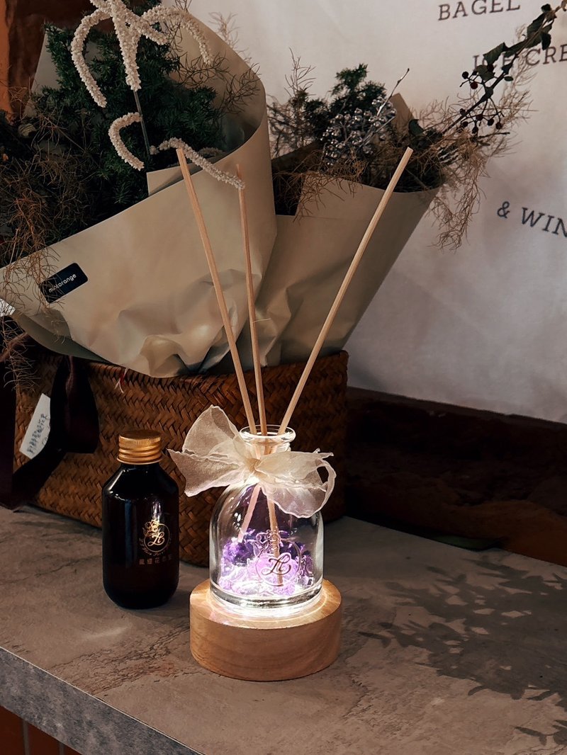 Lan Ti Flora Scent 开运紫水晶扩香竹/母亲节礼物/生日礼物/ - 香薰/精油/线香 - 玻璃 紫色