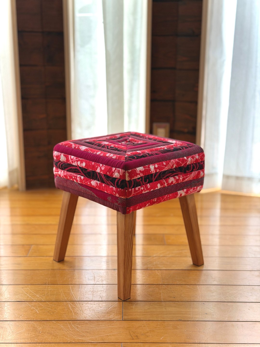 KIMONO Patchwork Stool Log Cabin stool ~和服~ - 椅子/沙发 - 环保材料 多色