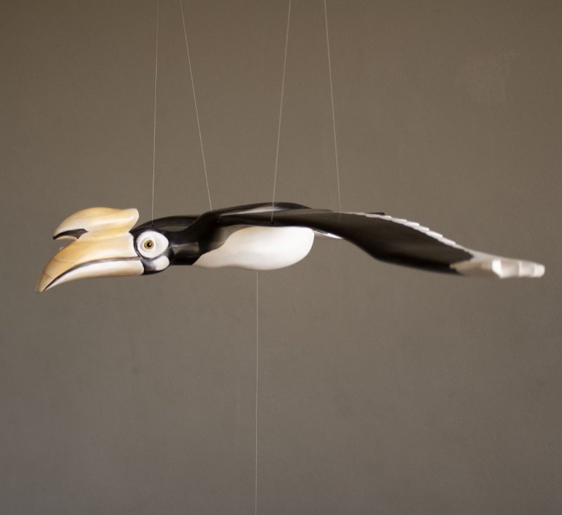 东方黑白犀鸟木雕吊饰, 手工雕刻居家艺术摆饰 - 摆饰 - 木头 黑色