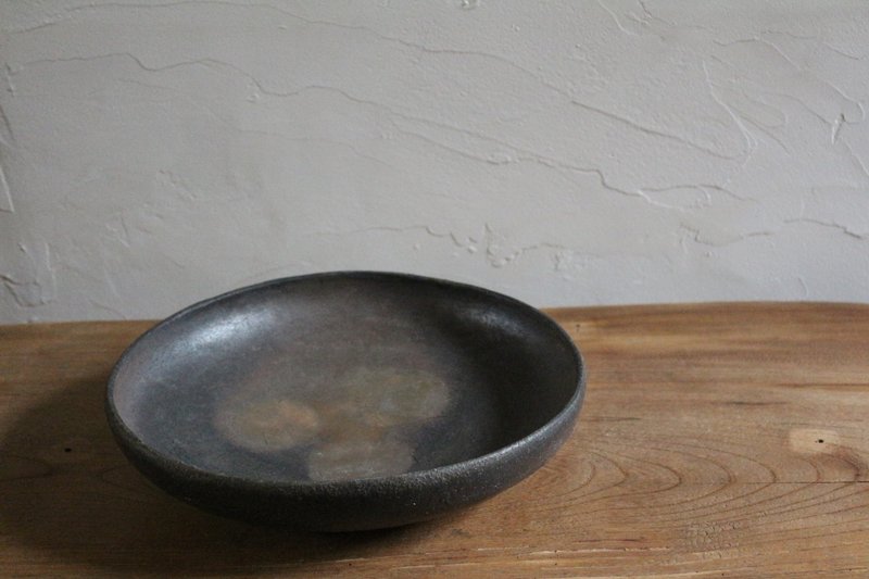 Bakeout, shallow bowl - 盘子/餐盘/盘架 - 陶 咖啡色