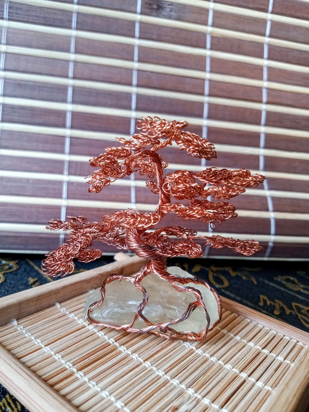 佚名山河。摆饰。生命树 招财树。黄水晶原矿。金属编织 - 摆饰 - 水晶 橘色