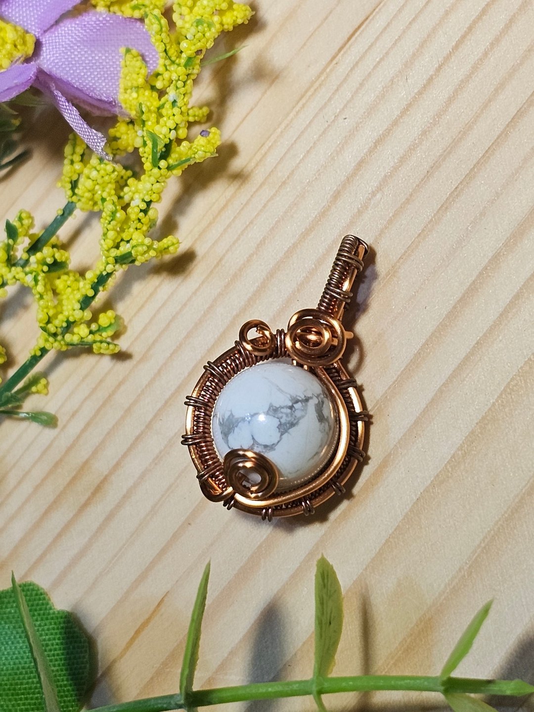 【叶绿𨥤手作】白松之韵 /金属线编织/节日/礼物/饰品/项链 - 项链 - 铜/黄铜 白色