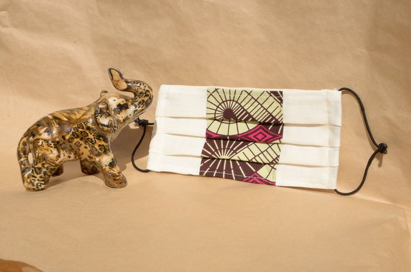 非洲花布口罩套-粉红万花筒(双拼白底) - 口罩 - 棉．麻 粉红色