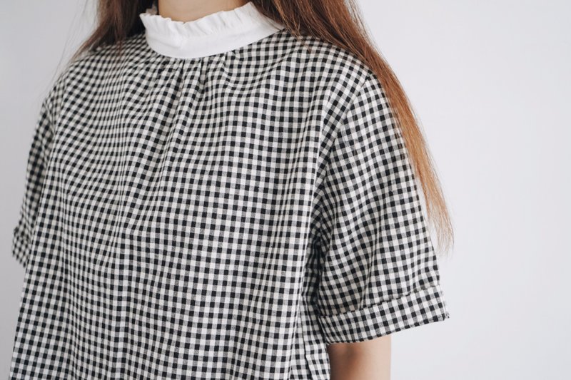 花领格子上衣-黑格 - 女装上衣 - 棉．麻 黑色