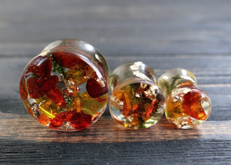 Amber Gold plugs gauges Nature Baltic Stone jewelry Resin - 耳环/耳夹 - 石头 金色
