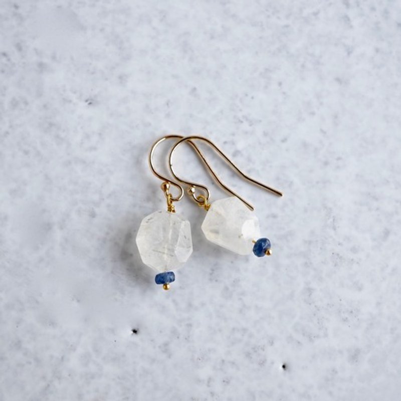 Moonstone earrings [OP809] - 耳环/耳夹 - 宝石 