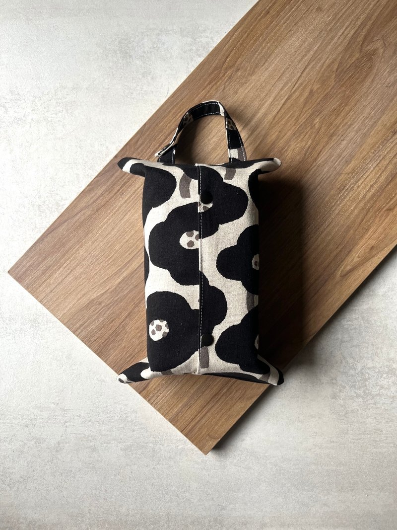 吊挂式卫生纸袋丨黑大花 - 纸巾盒 - 棉．麻 