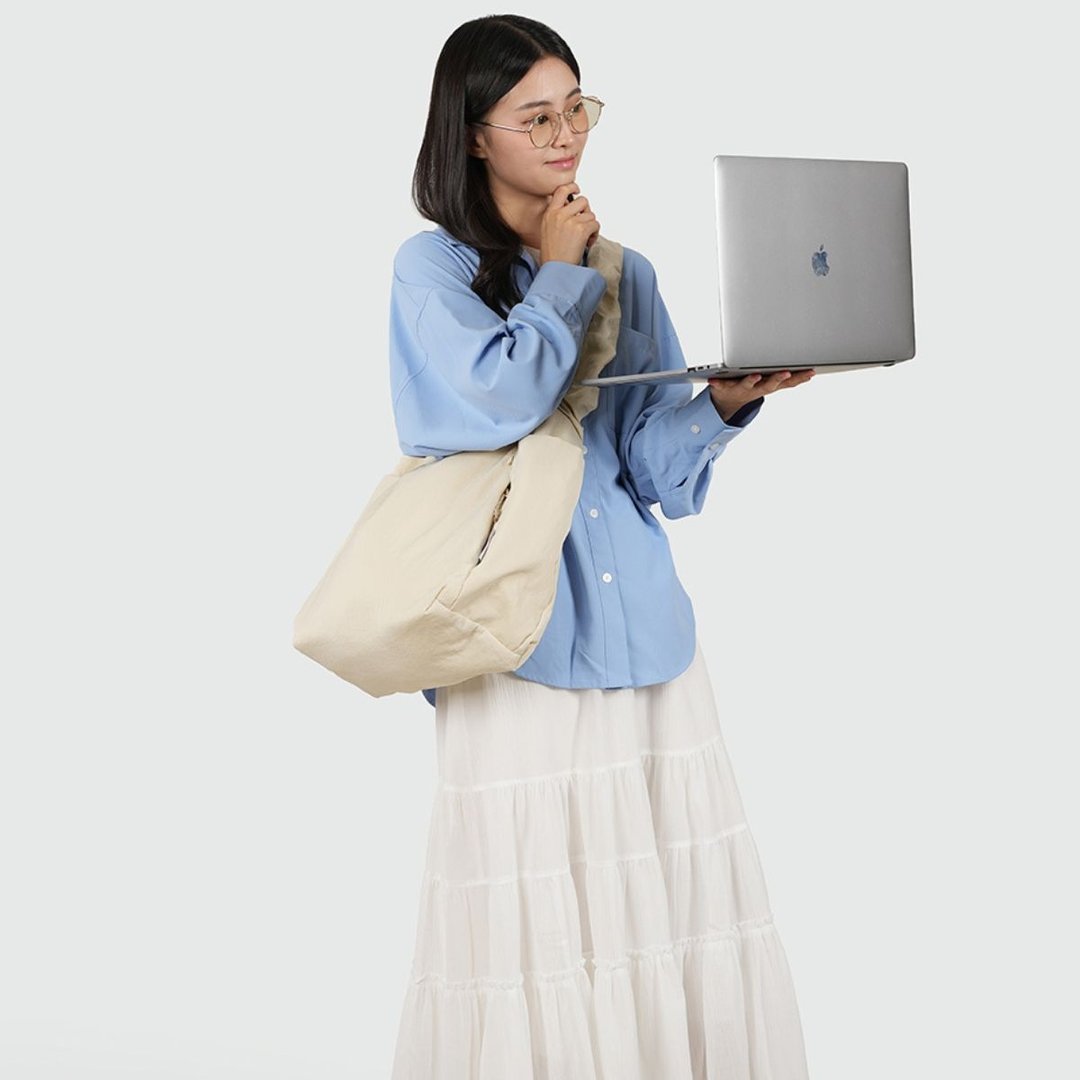 【FW26 全新 Wander】EIKO 大容量肩背流浪包 (云尼拿白) - 侧背包/斜挎包 - 环保材料 白色
