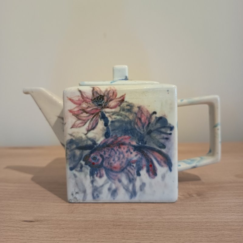 手绘釉下彩瓷器茶壶荷花金鱼图茶陶插画家陈炫亨手绘 - 茶具/茶杯 - 瓷 多色