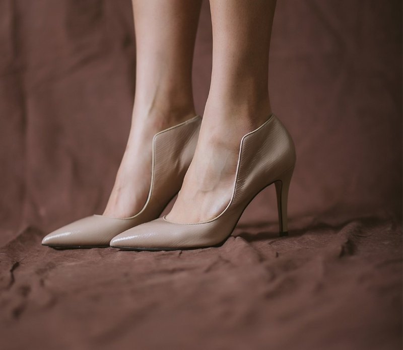 【 展示品出清 】后跟立领 真皮细高跟鞋 裸杏 - 男女凉鞋 - 真皮 卡其色