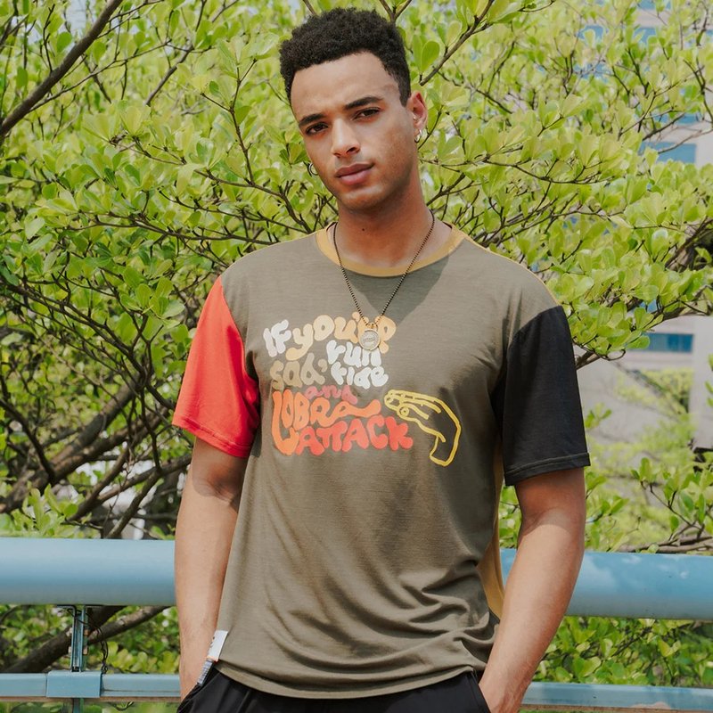COBRA ATTACK MERINO TEE (Men) - 男装上衣/T 恤 - 其他材质 多色