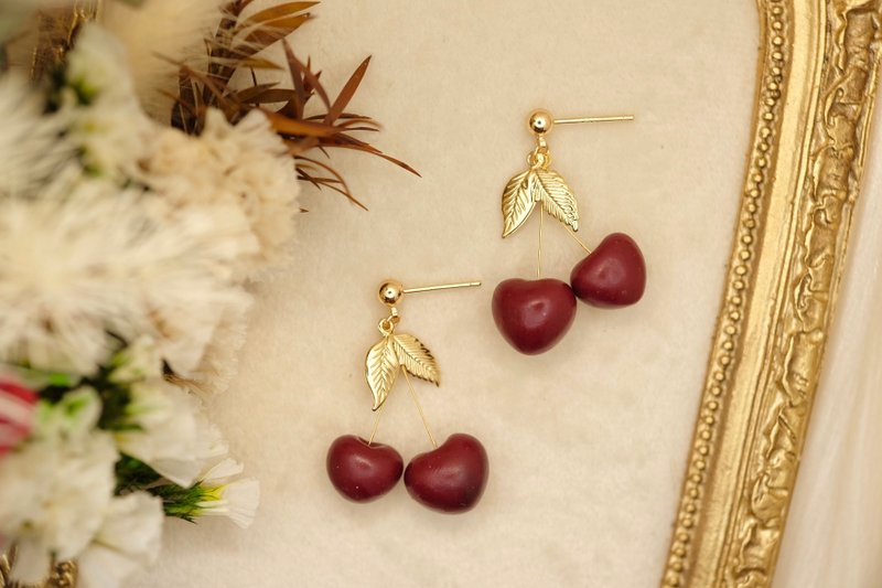 爱心樱桃 x 金色双叶耳环 - 耳环/耳夹 - 粘土 