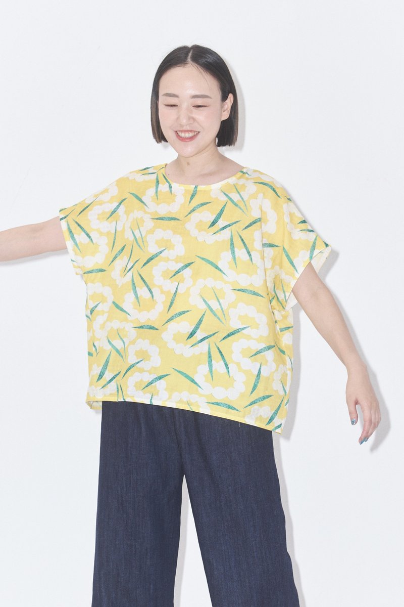 黄底树叶短袖上衣 - 女装上衣 - 棉．麻 黄色