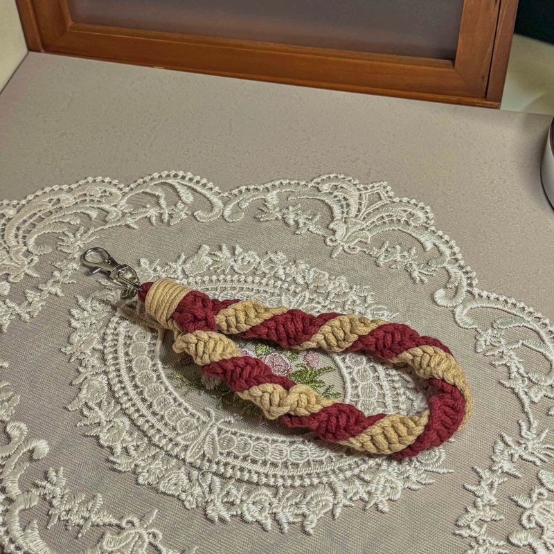 MUMU 编织手机挂绳 附赠一片手机透明垫片 - 挂绳/吊绳 - 棉．麻 