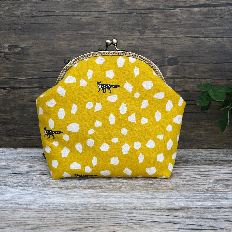 狐狸口金包/侧背包/がまぐちバッグ - 侧背包/斜挎包 - 棉．麻 黄色