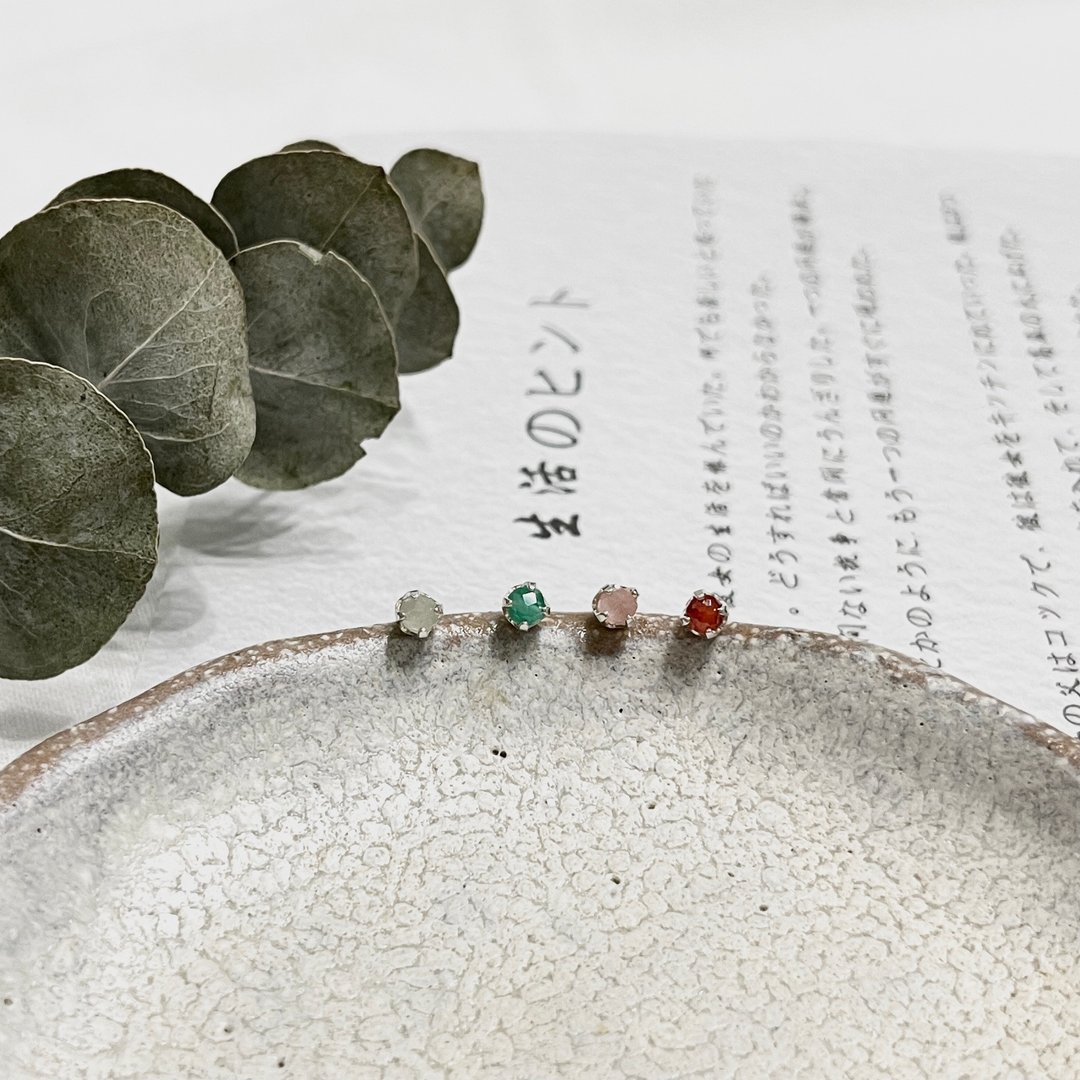 ll 四色耳骨钉 ll 日常小确幸 - 925银耳骨针/ 一组四支 附银耳堵 - 耳环/耳夹 - 纯银 多色