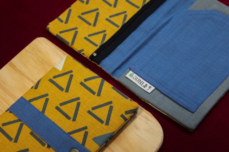 【小山纹】护照夹/存折套 - 护照夹/护照套 - 棉．麻 黄色