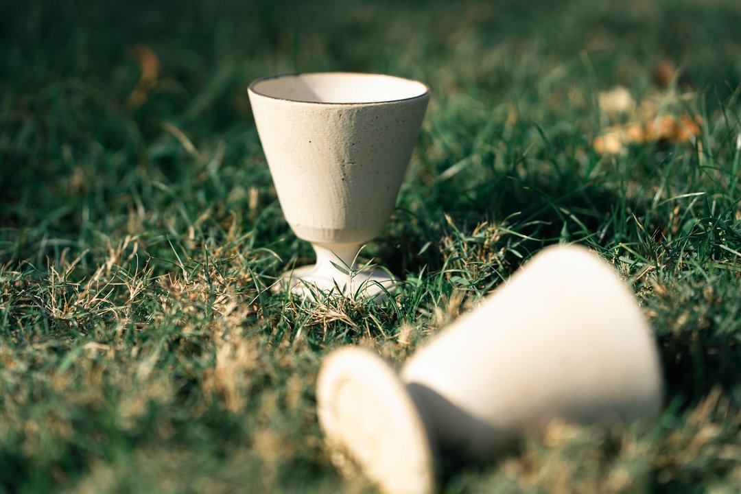 高脚杯 瘦高型、白陶土与白釉 - 其他杯子 - 陶 白色