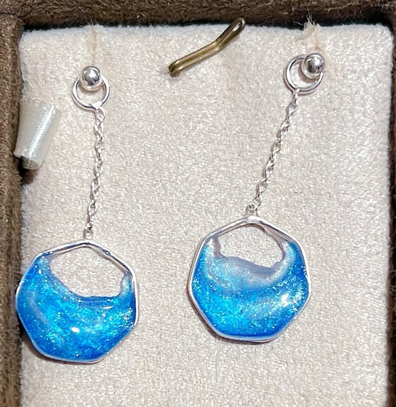 | 海洋系列 | 蓝色几何 | 纯银 耳环 | 深蓝 白|流动感|日本滴胶 - 耳环/耳夹 - 其他材质 蓝色